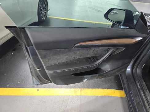 Used 2023 Tesla Model 3 Standard Range RWD image 11