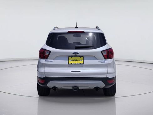 Used 2019 Ford Escape Titanium w/ U9j03 - Titanium Tow Package AWD/4WD image 7
