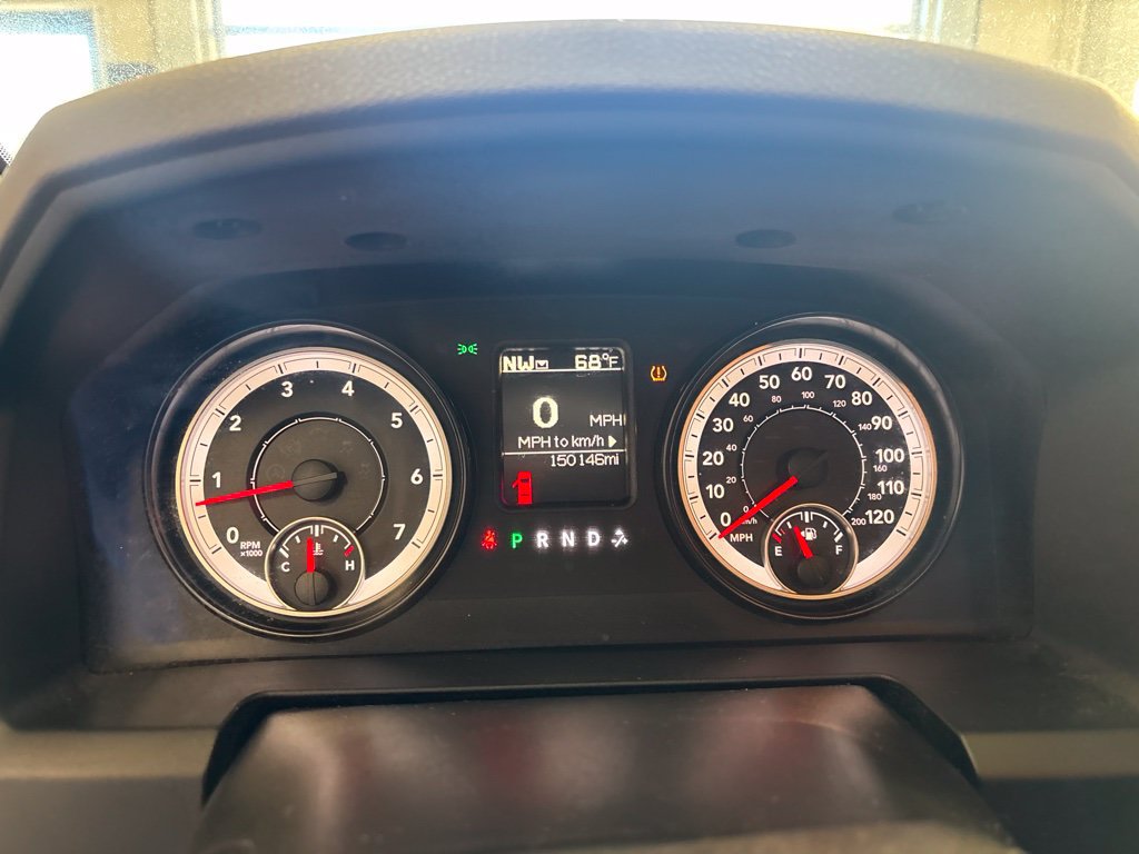 Used 2015 RAM 1500 Classic SLT AWD/4WD image 4