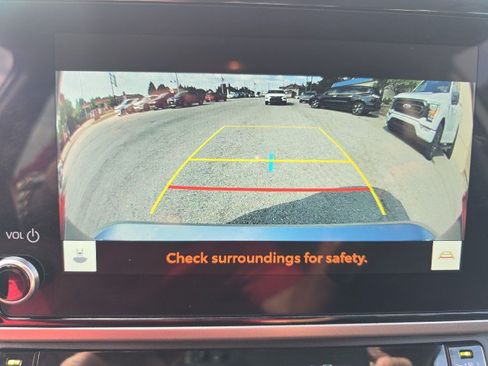 Used 2025 Toyota Camry LE FWD image 24