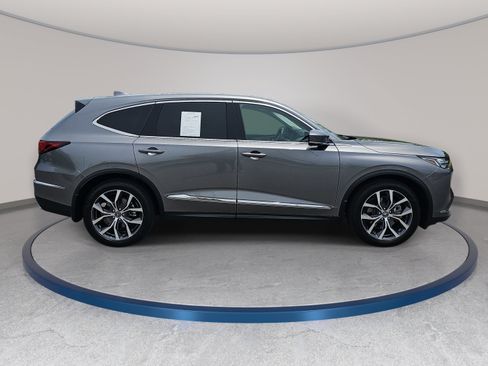 Certified 2024 Acura MDX SH-AWD w/ Technology Package image 4