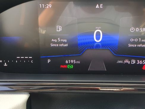 Certified 2025 Volkswagen Taos S FWD image 29