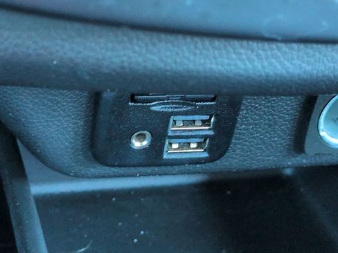 Used 2023 Chevrolet Traverse High Country image 23