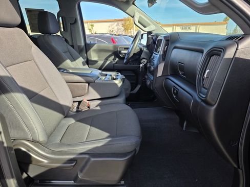 Used 2019 Chevrolet Silverado 1500 Custom Trail Boss w/ Custom Convenience Package image 10