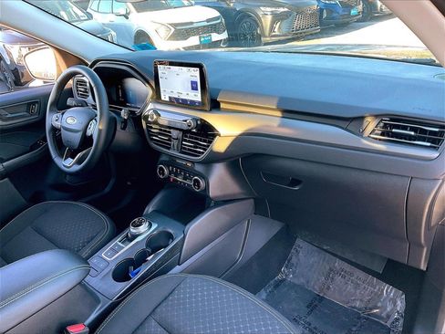 Used 2024 Ford Escape Active image 13