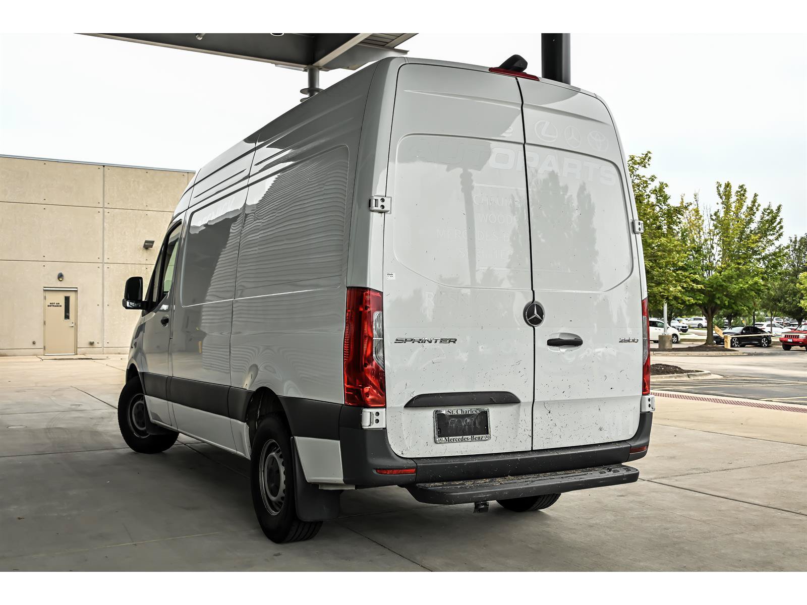 Used 2024 Mercedes-Benz Sprinter 2500 image 6