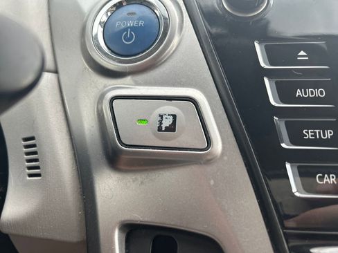 Used 2015 Toyota Prius V Two FWD image 33