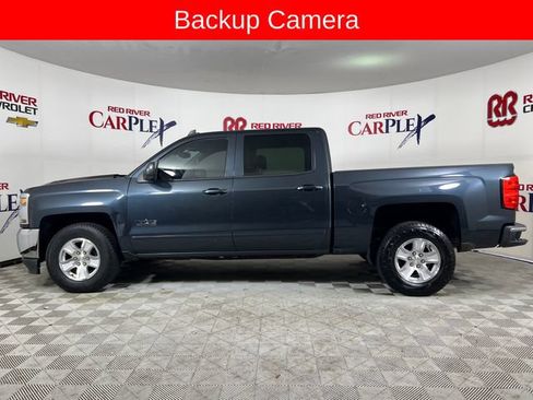 Used 2018 Chevrolet Silverado 1500 LT w/ LT Eassist Package RWD image 4