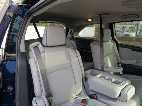 Used 2024 Honda Odyssey Elite image 33