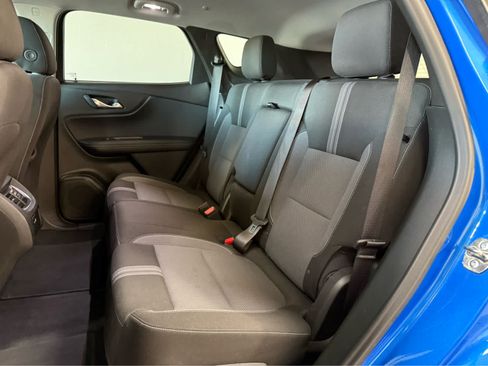 Used 2025 Chevrolet Blazer LT AWD/4WD image 14