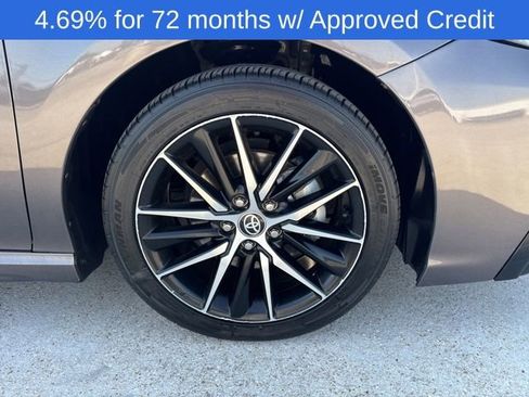 Used 2022 Toyota Camry SE image 10