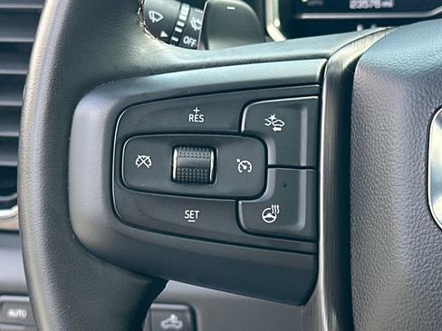 Used 2025 GMC Sierra 1500 AT4 w/ Technology Package AWD/4WD image 30
