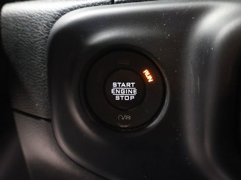 Used 2021 Jeep Wrangler Unlimited Sahara w/ Cold Weather Group image 27