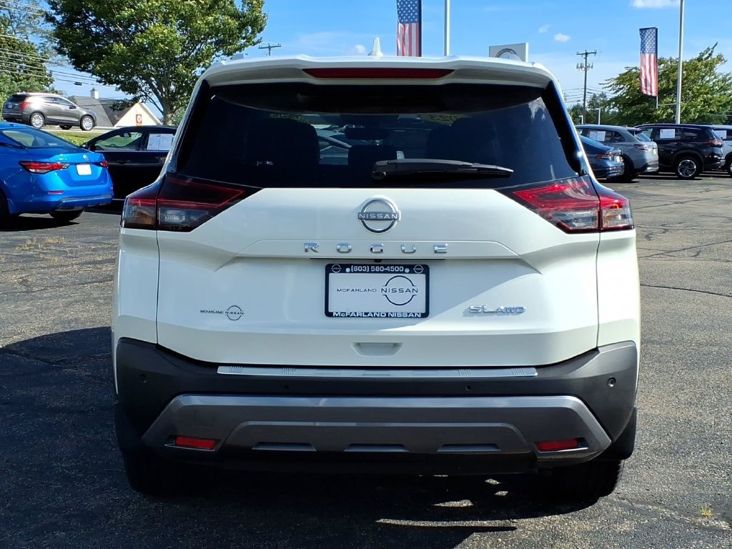 Certified 2023 Nissan Rogue SL w/ SL Premium Package AWD/4WD image 4