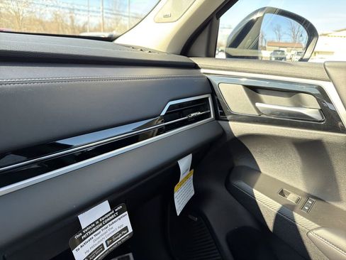 New 2026 Mitsubishi Outlander SEL image 23