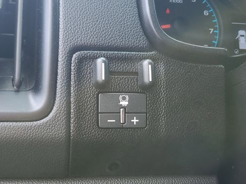 Used 2022 Chevrolet Colorado LT w/ Trail Boss Package image 26