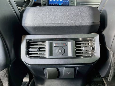 Used 2024 Ford F250 Platinum AWD/4WD image 34