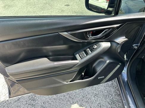 Used 2017 Subaru Impreza 2.0i Limited image 13