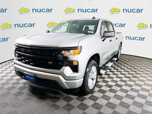 Used 2022 Chevrolet Silverado 1500 Custom AWD/4WD image 3