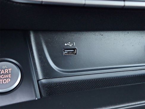 Used 2019 Audi A4 2.0T Premium Plus image 20