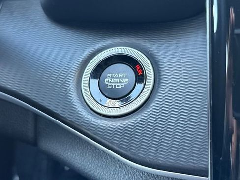 Certified 2023 Jeep Grand Cherokee L Laredo AWD/4WD image 23