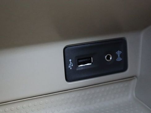 Used 2016 Volkswagen Beetle 1.8T SEL image 40