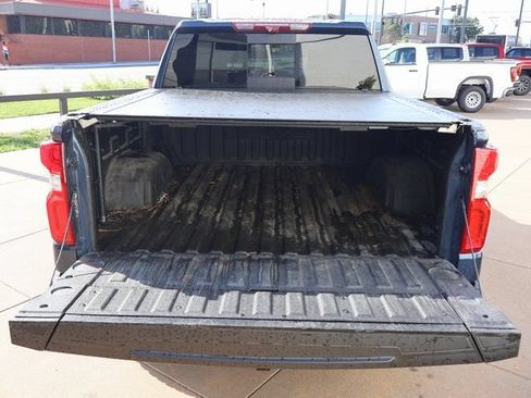 Certified 2022 Chevrolet Silverado 1500 ZR2 w/ Technology Package AWD/4WD image 15