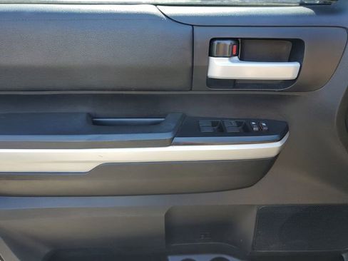 Used 2014 Toyota Tundra SR5 w/ TRD Off Road Package image 17