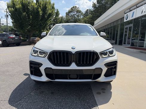 Used 2023 BMW X6 xDrive40i w/ Executive Package AWD/4WD image 3