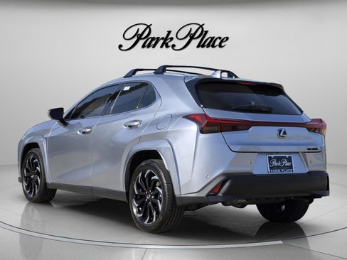 New 2026 Lexus UX 300h FWD image 3