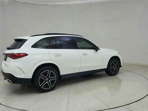 Used 2024 Mercedes-Benz GLC 300 4MATIC w/ AMG Line image 71