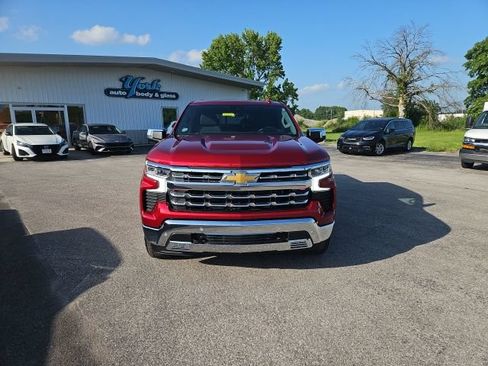 Used 2024 Chevrolet Silverado 1500 LTZ w/ LTZ Premium Package AWD/4WD image 3