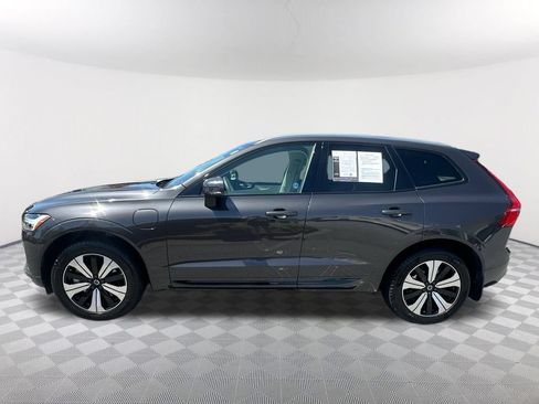 Used 2023 Volvo XC60 T8 Core AWD/4WD image 8