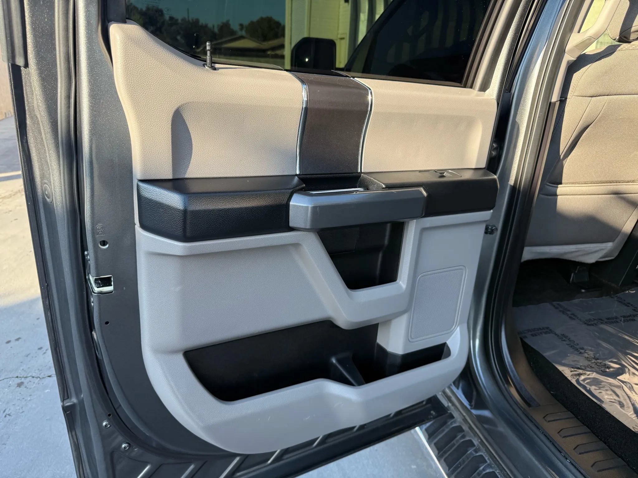 Used 2018 Ford F150 XLT RWD image 14