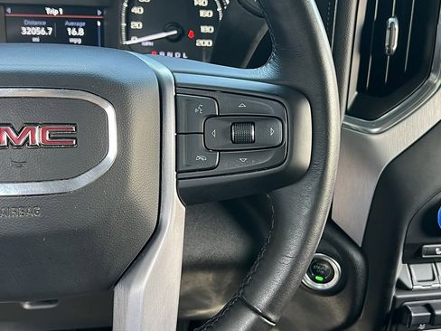 Used 2022 GMC Sierra 2500 SLE image 31