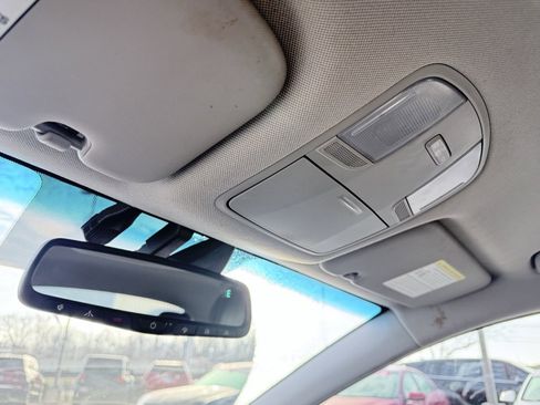 Used 2019 Hyundai Ioniq Limited image 20