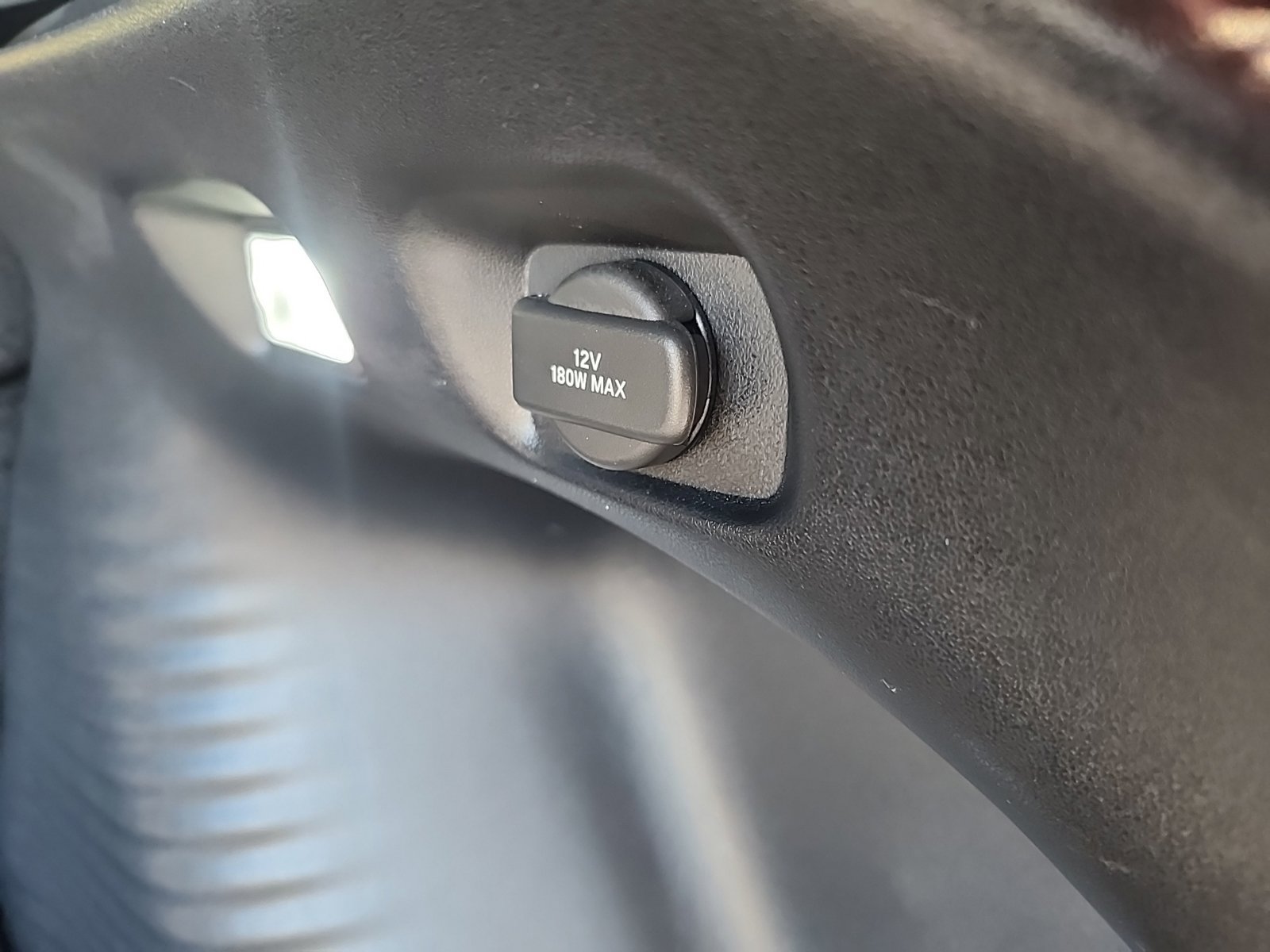 Used 2024 Honda HR-V Sport image 32