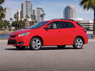 Used 2011 Toyota Matrix S AWD/4WD video 1