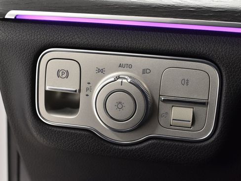 Used 2020 Mercedes-Benz GLE 350 4MATIC image 18