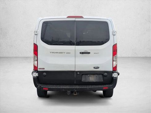 Used 2019 Ford Transit 350 XLT image 6