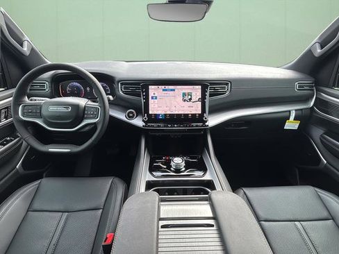 New 2026 Jeep Grand Wagoneer Limited w/ Premium Group II image 25