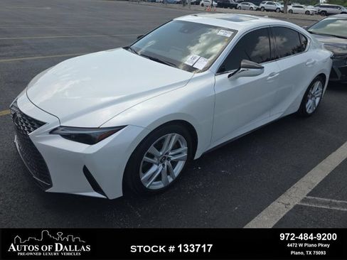 Used 2025 Lexus IS 300 w/ Comfort Package RWD image 1