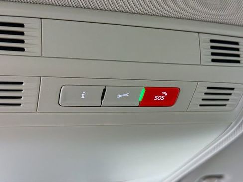 New 2026 Volkswagen Taos S image 30