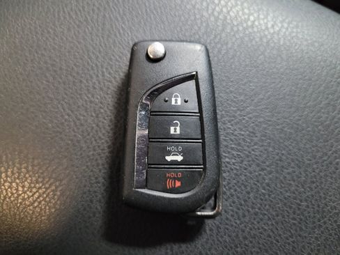 Used 2023 Toyota Camry LE FWD image 32