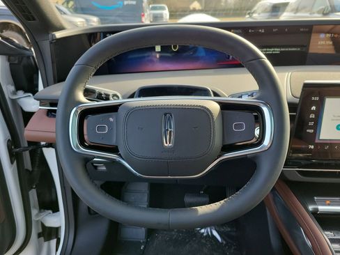 New 2026 Lincoln Nautilus Reserve image 23