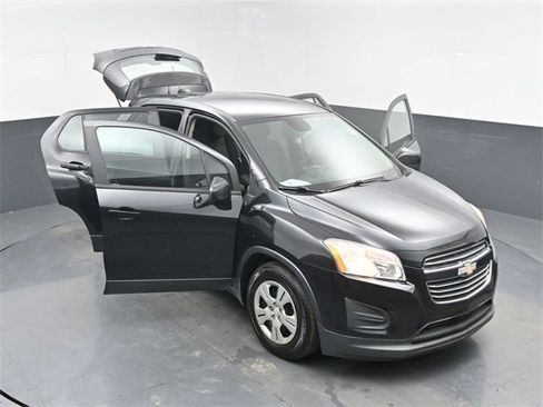 Used 2015 Chevrolet Trax LS w/ LPO, Cargo Package image 50