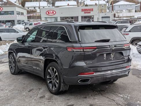 Used 2023 Jeep Grand Cherokee Overland image 9