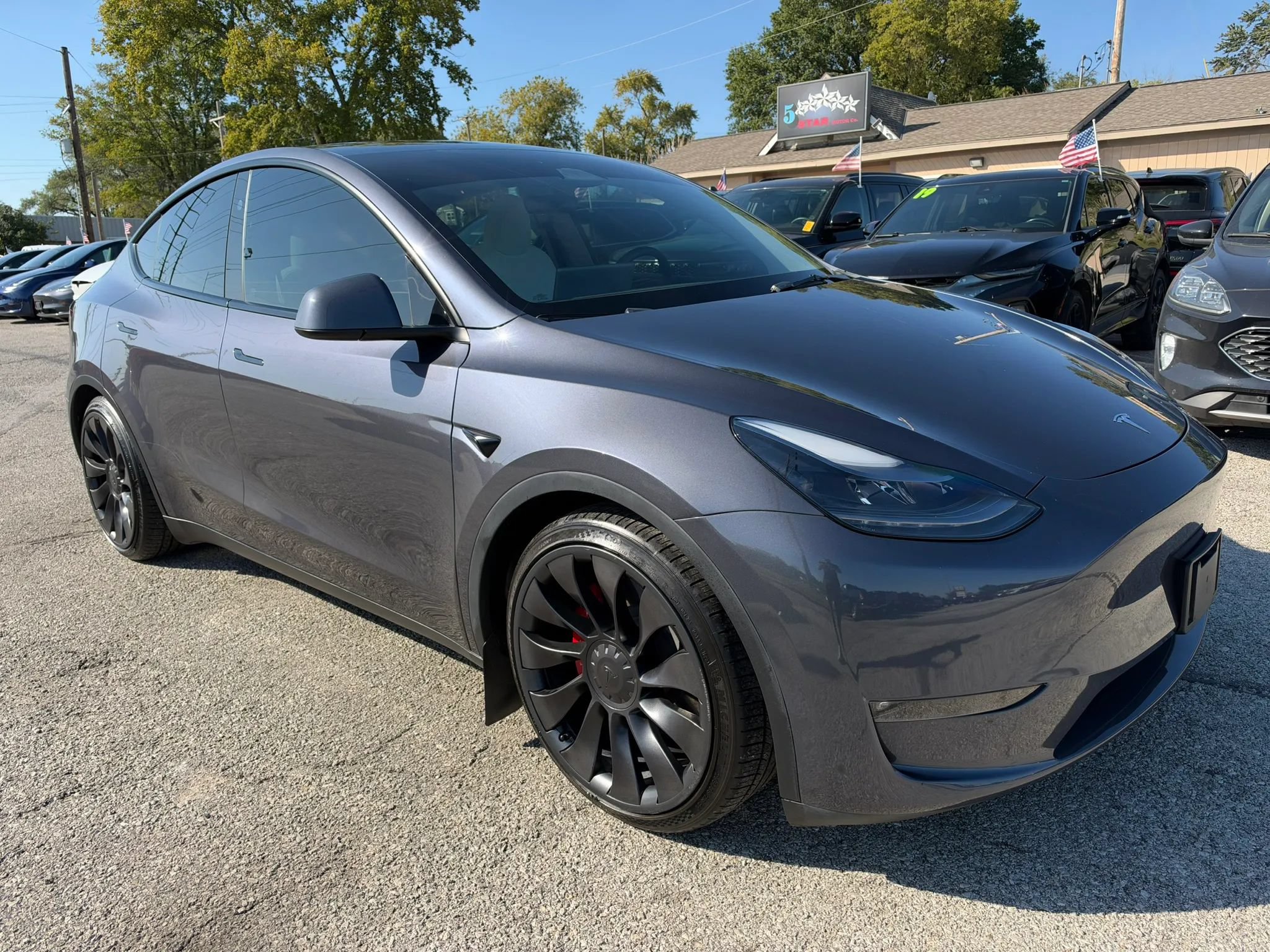 Used 2023 Tesla Model Y Performance AWD/4WD image 1
