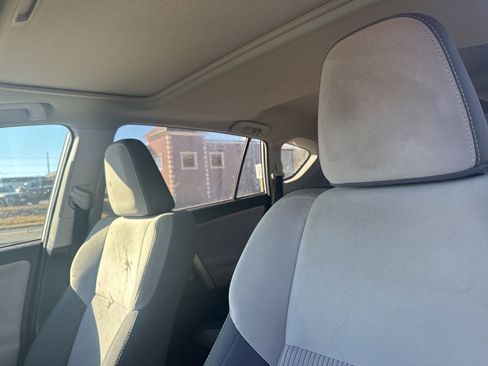 Used 2015 Toyota RAV4 XLE image 9