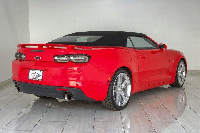 Used 2019 Chevrolet Camaro LT w/ RS Package RWD image 7